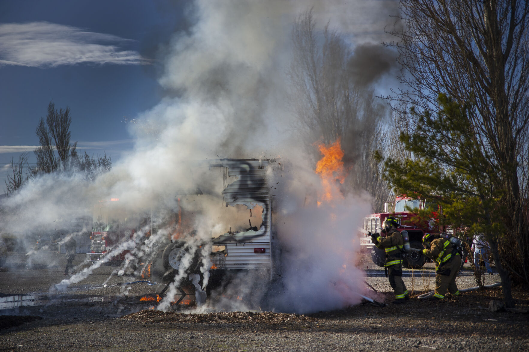 Dallesport Motor Home Fire
